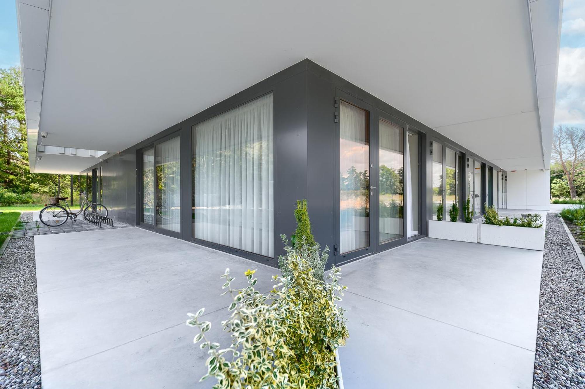Sea & Lake - City Apartments Mielno  Exterior foto
